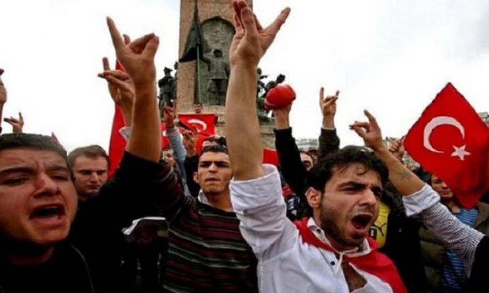 "Γκρίζους Λύκους" ψάχνει η Βιέννη – Στην Άγκυρα για όλα ο Μπορέλ
